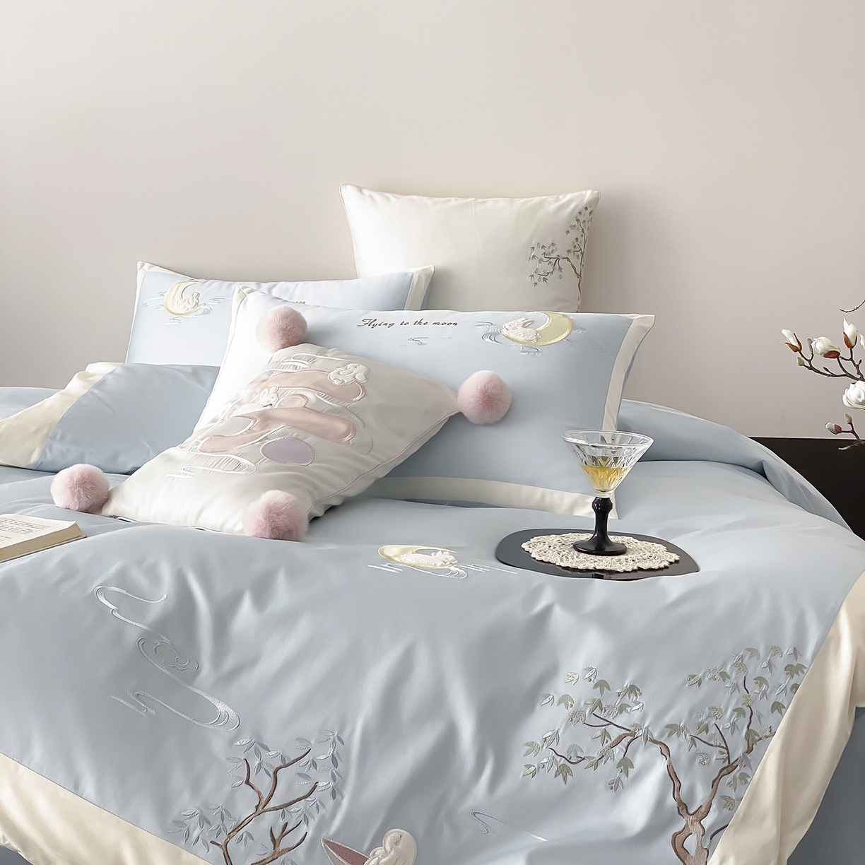 91家纺网 家纺一手货源 找家纺 MIU缪家居 2025新款100支全棉亲肤四件套-喜乐兔 喜乐兔-蓝