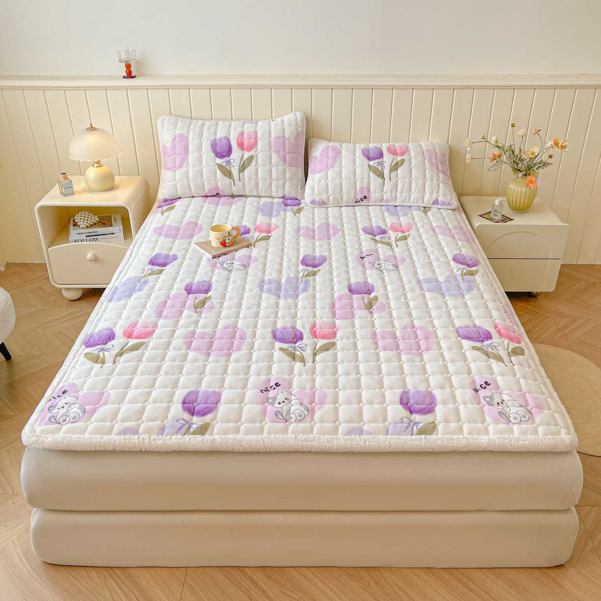 91家纺网 家纺一手货源 找家纺 LIFE.丽芙 2025秋冬新款牛奶绒加厚夹棉床垫床护垫单件印花卡通小清新床褥床垫子三件套 花语