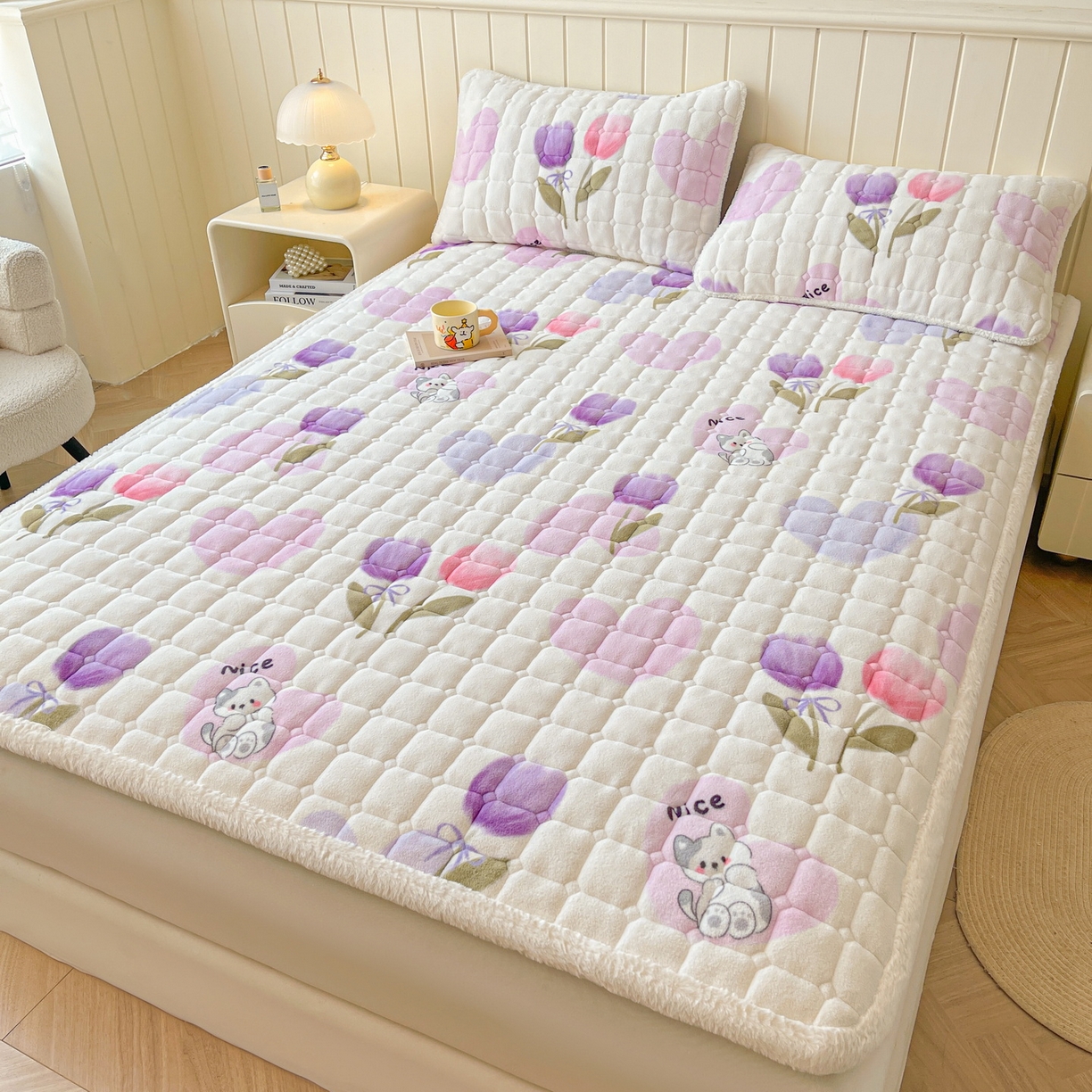 91家纺网 家纺一手货源 找家纺 LIFE.丽芙 2025秋冬新款牛奶绒加厚夹棉床垫床护垫单件印花卡通小清新床褥床垫子三件套 花语