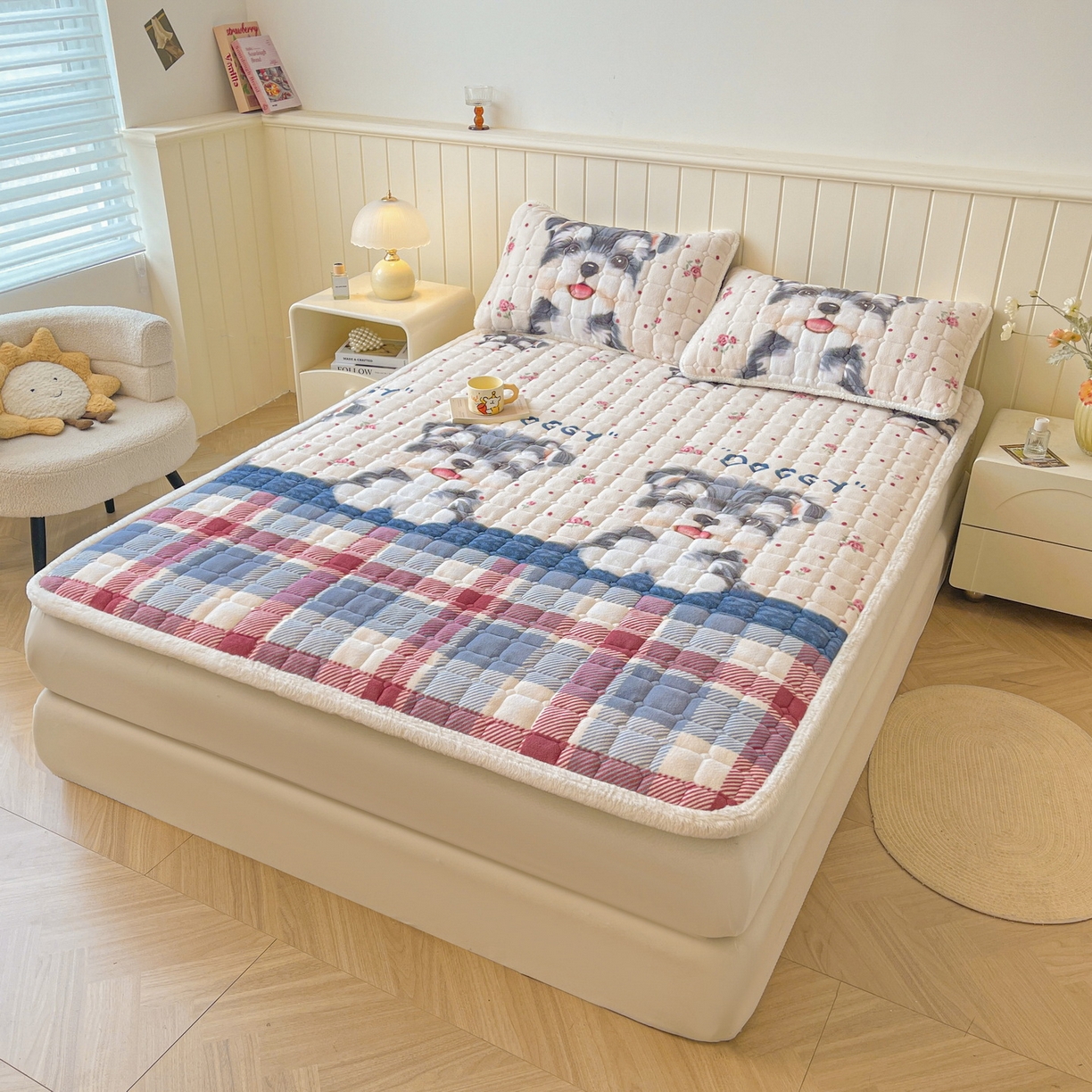 91家纺网 家纺一手货源 找家纺 LIFE.丽芙 2025秋冬新款牛奶绒加厚夹棉床垫床护垫单件印花卡通小清新床褥床垫子三件套 修狗