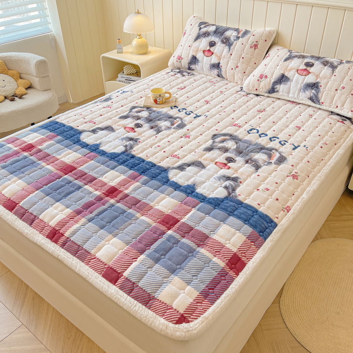 91家纺网 家纺一手货源 找家纺 LIFE.丽芙 2025秋冬新款牛奶绒加厚夹棉床垫床护垫单件印花卡通小清新床褥床垫子三件套 修狗