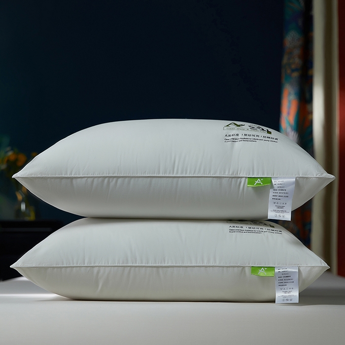 91家纺网 家纺一手货源 找家纺 （总）鼎晟纺 2025新款卡通全棉羽丝绒软萌熊猫烫画枕头学生纯棉枕芯护颈椎助家用枕头枕芯-风格三