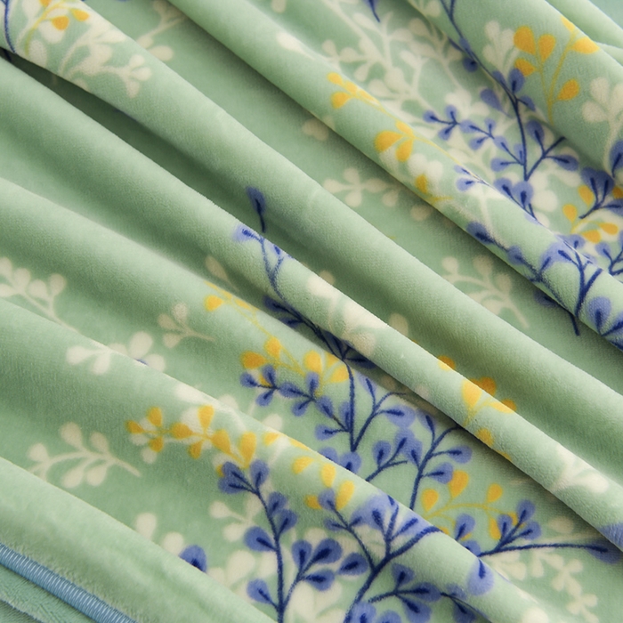 91家纺网 家纺一手货源 找家纺 赛丽雅 2025新款牛奶绒床裙四件套8-9斤法莱绒直播爆款日产2万套 花枝如梦-绿