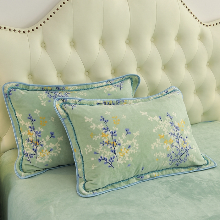 91家纺网 家纺一手货源 找家纺 赛丽雅 2025新款牛奶绒床裙四件套8-9斤法莱绒直播爆款日产2万套 花枝如梦-绿