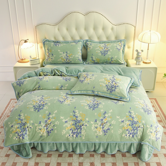 91家纺网 家纺一手货源 找家纺 赛丽雅 2025新款牛奶绒床裙四件套8-9斤法莱绒直播爆款日产2万套 花枝如梦-绿