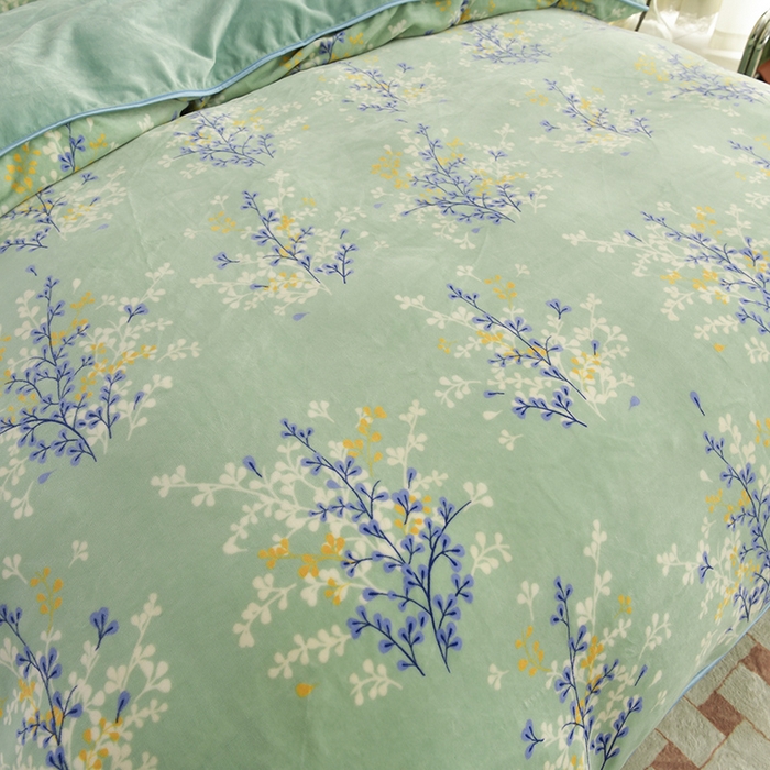 91家纺网 家纺一手货源 找家纺 赛丽雅 2025新款牛奶绒床裙四件套8-9斤法莱绒直播爆款日产2万套 花枝如梦-绿