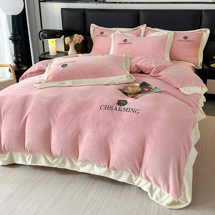 91家纺网 家纺一手货源 找家纺 畅畅家纺 2025新款冬季加厚牛奶绒刺绣加绒保暖四件套-山茶花系列 山茶花-樱花粉