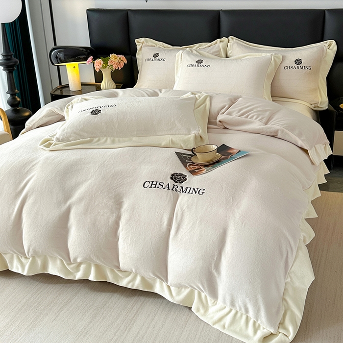 91家纺网 家纺一手货源 找家纺 畅畅家纺 2025新款冬季加厚牛奶绒刺绣加绒保暖四件套-山茶花系列 山茶花-奶油白