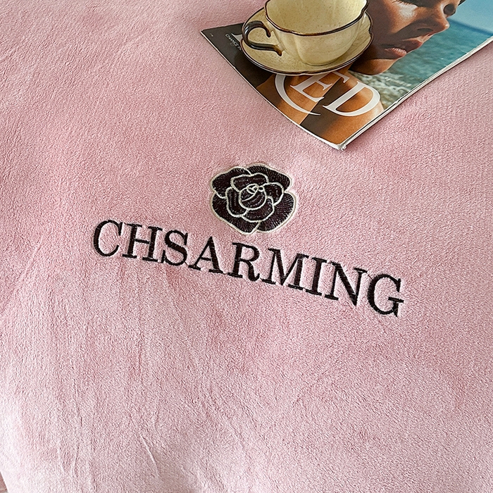 91家纺网 家纺一手货源 找家纺 畅畅家纺 2025新款冬季加厚牛奶绒刺绣加绒保暖四件套-山茶花系列 山茶花-樱花粉