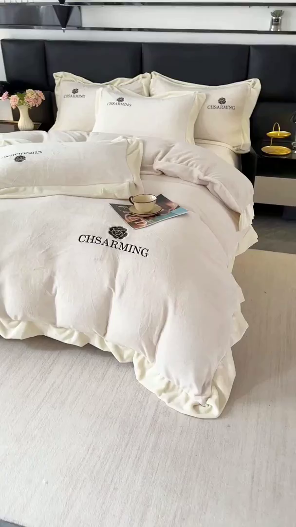 91家纺网 家纺一手货源 找家纺 畅畅家纺 2025新款冬季加厚牛奶绒刺绣加绒保暖四件套-山茶花系列 山茶花-奶油白