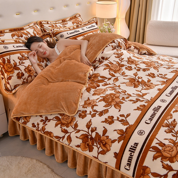 91家纺网 家纺一手货源 找家纺 赛丽雅 2025新款牛奶绒床裙四件套8-9斤法莱绒直播爆款日产2万套 暖暖花藤