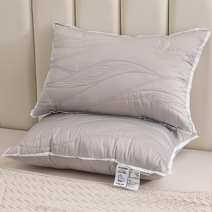 91家纺网 家纺一手货源 找家纺 （总）锦鲤枕芯 2025新款A类母婴级蚕丝蛋白多倍养肤枕芯酒店护颈抗菌防螨枕头