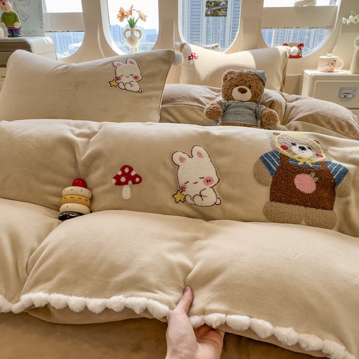 91家纺网 家纺一手货源 找家纺 （总）席世家 2025新款230g全工艺牛奶绒毛球毛巾绣四件套