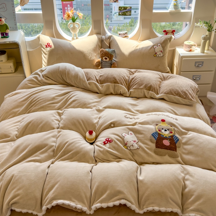 91家纺网 家纺一手货源 找家纺 （总）席世家 2025新款230g全工艺牛奶绒毛球毛巾绣四件套