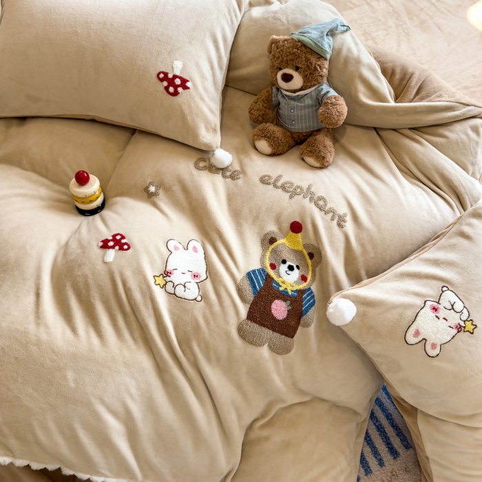 91家纺网 家纺一手货源 找家纺 （总）席世家 2025新款230g全工艺牛奶绒毛球毛巾绣四件套