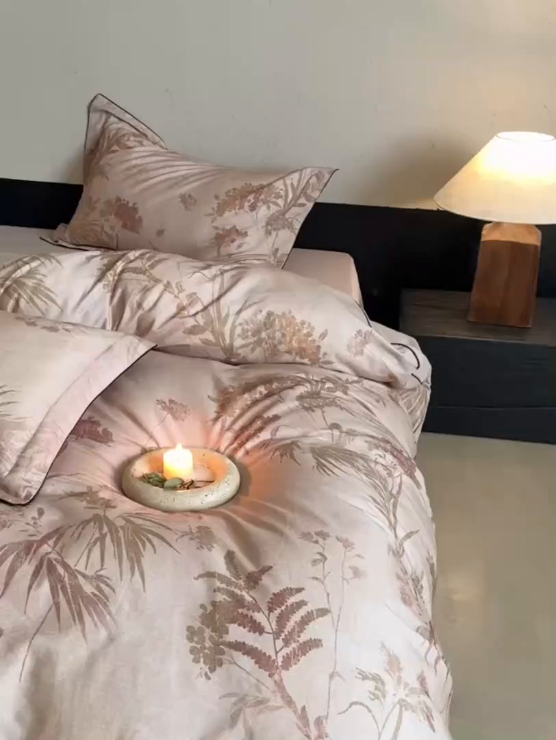 91家纺网 家纺一手货源 找家纺 （总）鹿班家居 2025新款秋冬款100S全棉磨毛数码印花系列四件套-千里烟波（标准会员-20元）