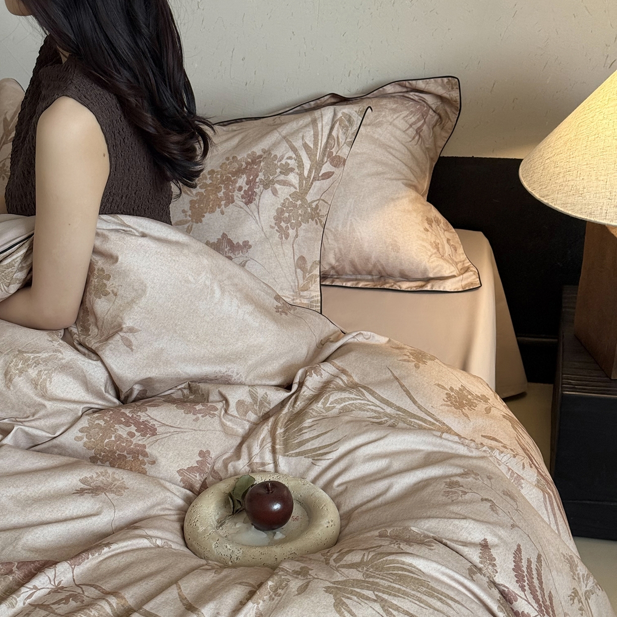 91家纺网 家纺一手货源 找家纺 （总）鹿班家居 2025新款秋冬款100S全棉磨毛数码印花系列四件套-千里烟波（标准会员-20元）