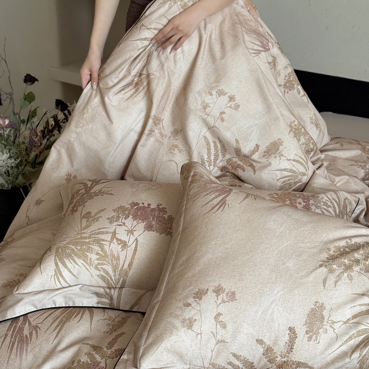 91家纺网 家纺一手货源 找家纺 （总）鹿班家居 2025新款秋冬款100S全棉磨毛数码印花系列四件套-千里烟波（标准会员-20元）