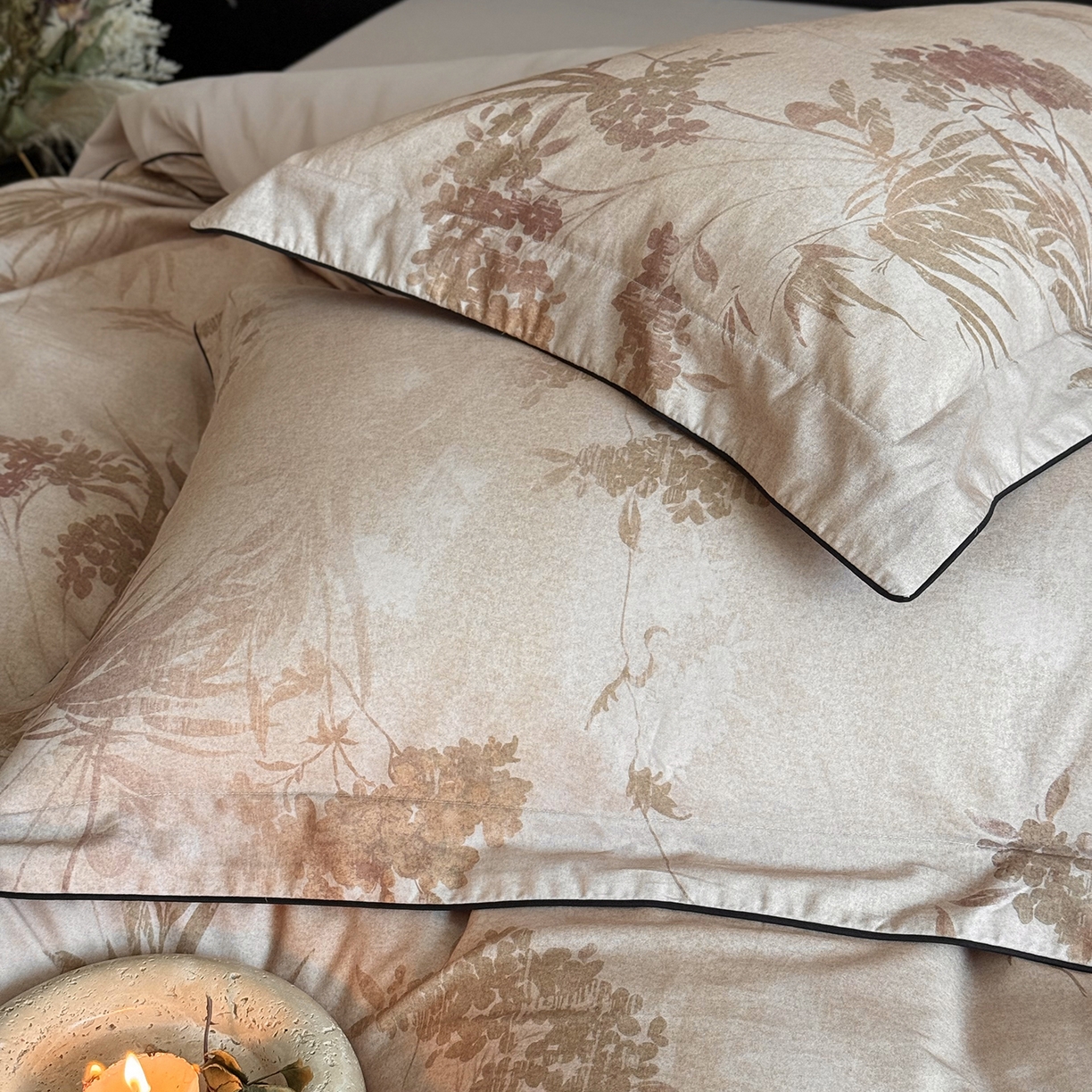 91家纺网 家纺一手货源 找家纺 （总）鹿班家居 2025新款秋冬款100S全棉磨毛数码印花系列四件套-千里烟波（标准会员-20元）