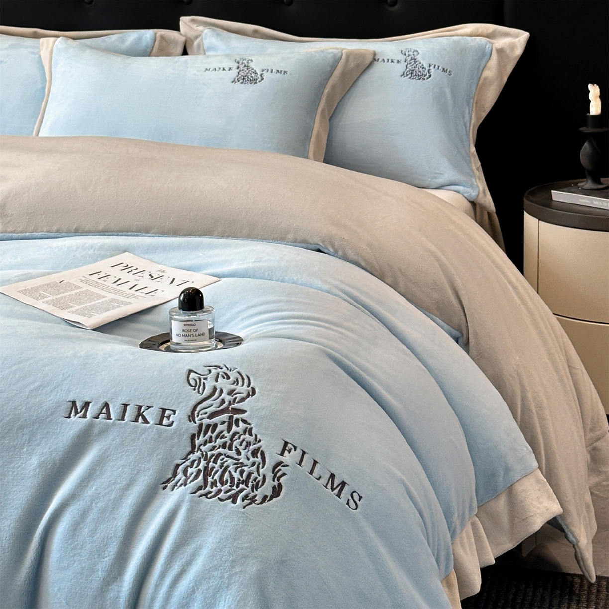 91家纺网 家纺一手货源 找家纺 笙意家纺 2025新款A类牛奶绒加厚卡通刺绣四件套-旺仔 旺仔-婴儿蓝+山灰