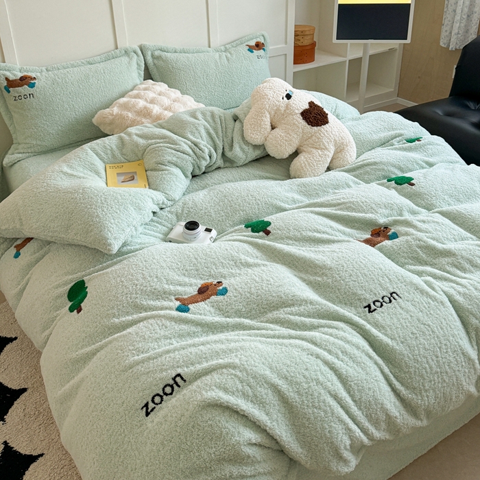 91家纺网 家纺一手货源 找家纺 （总）萝莉家纺 2025新款加厚泰迪绒毛巾绣四件套