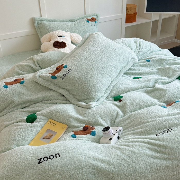 91家纺网 家纺一手货源 找家纺 （总）萝莉家纺 2025新款加厚泰迪绒毛巾绣四件套