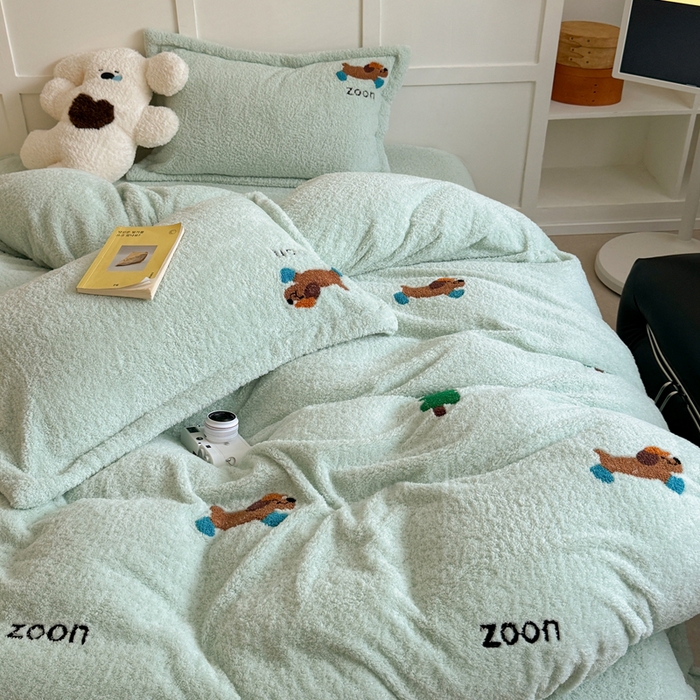 91家纺网 家纺一手货源 找家纺 （总）萝莉家纺 2025新款加厚泰迪绒毛巾绣四件套