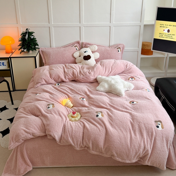 91家纺网 家纺一手货源 找家纺 （总）萝莉家纺 2025新款加厚泰迪绒毛巾绣四件套