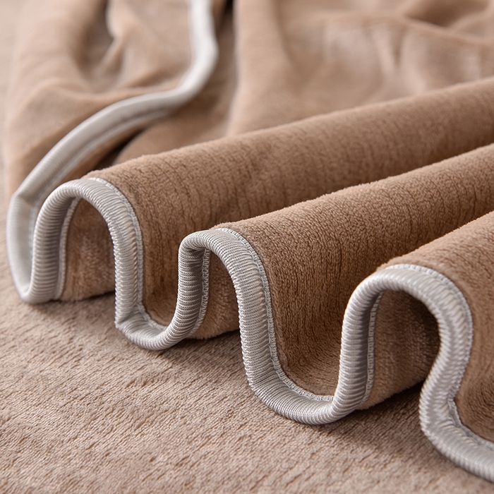 91家纺网 家纺一手货源 找家纺 （总）董成龙2025新款床裙款230克A类全消光婴儿级纯色牛奶绒四件套