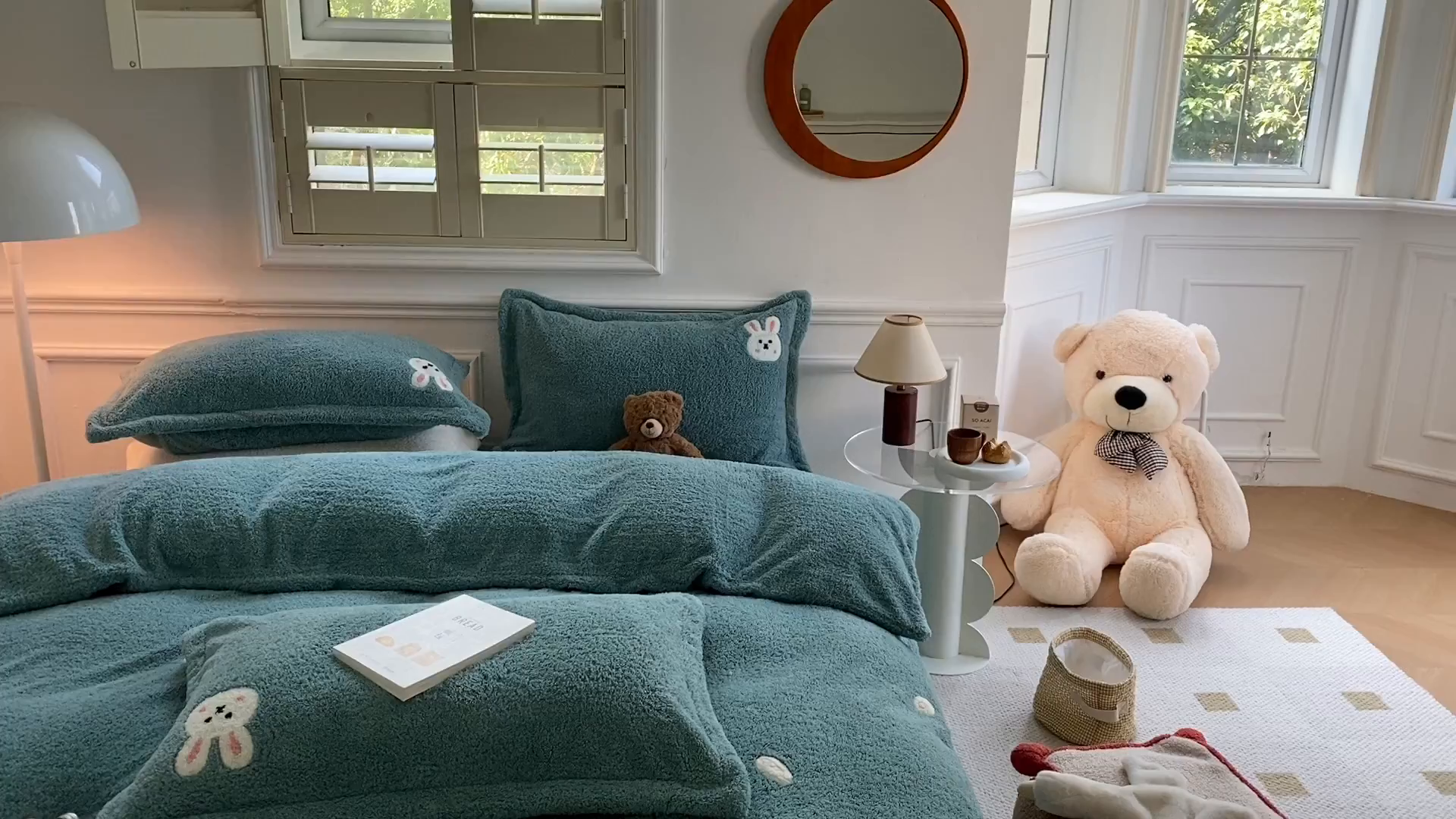 91家纺网 家纺一手货源 找家纺 萝莉家纺 2025新款加厚泰迪绒毛巾绣四件套 小免蓝