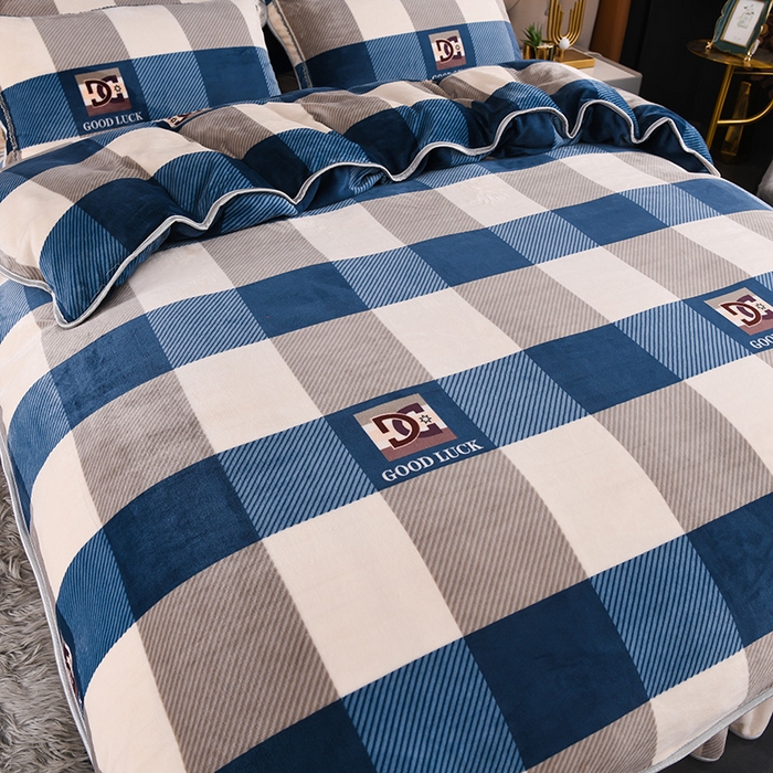 91家纺网 家纺一手货源 找家纺 赛丽雅 2025新款牛奶绒床裙四件套8-9斤法莱绒直播爆款日产2万套 蓝大格