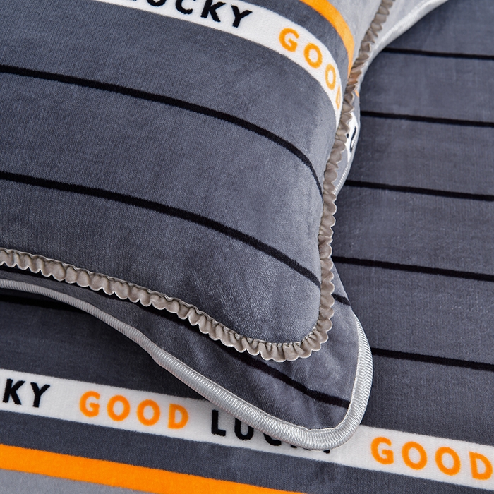 91家纺网 家纺一手货源 找家纺 赛丽雅 2025新款牛奶绒床裙四件套8-9斤法莱绒直播爆款日产2万套 摇钱树