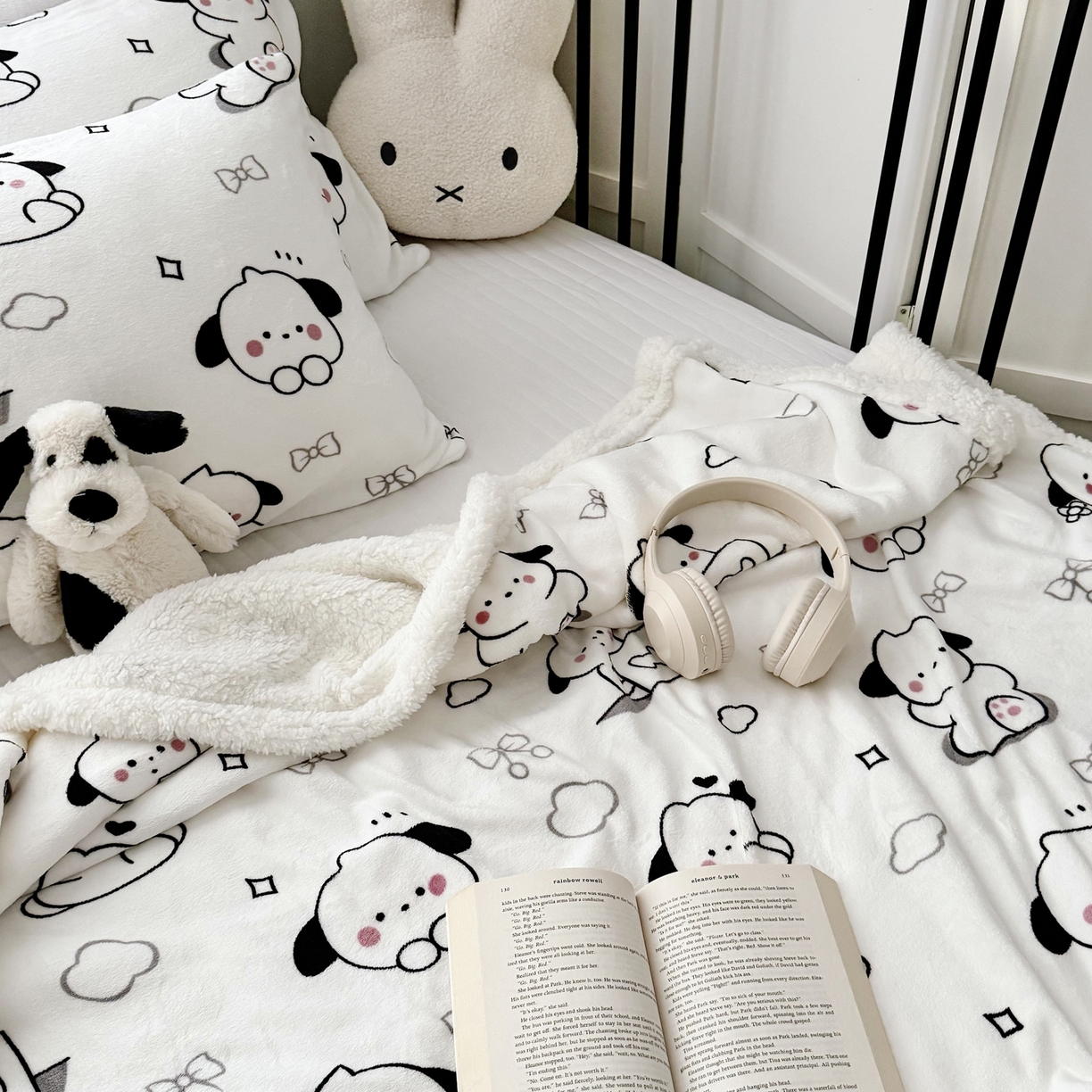 91家纺网 家纺一手货源 找家纺 大元 2025新款ins加厚小清新牛奶绒羊羔绒毛毯午睡毯沙发盖毯 狗狗时代