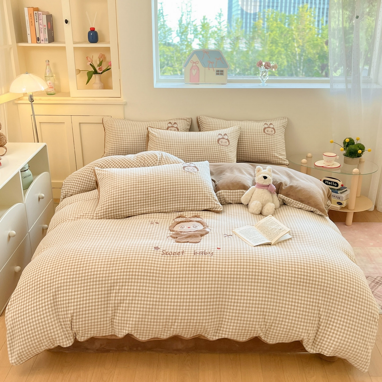 91家纺网 家纺一手货源 找家纺 （总）沐慕 2025新款200克牛奶绒贴布绣四件套