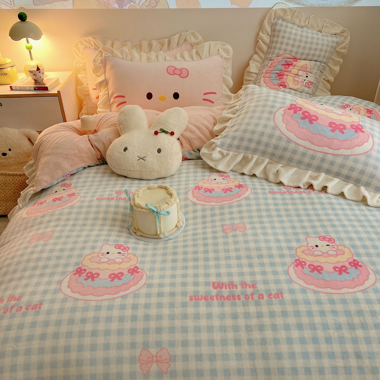 91家纺网 家纺一手货源 找家纺 （总）沐慕 2025新款高克重花边款牛奶绒四件套