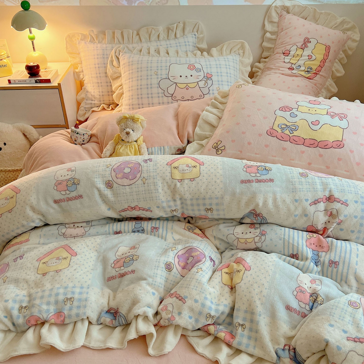 91家纺网 家纺一手货源 找家纺 （总）沐慕 2025新款高克重花边款牛奶绒四件套