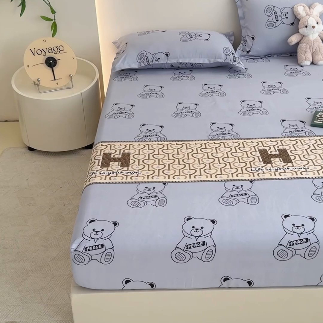 91家纺网 家纺一手货源 找家纺 梦舒阳 2025新款磨毛植物羊绒单床笠三件套单品床笠 嘟嘟熊