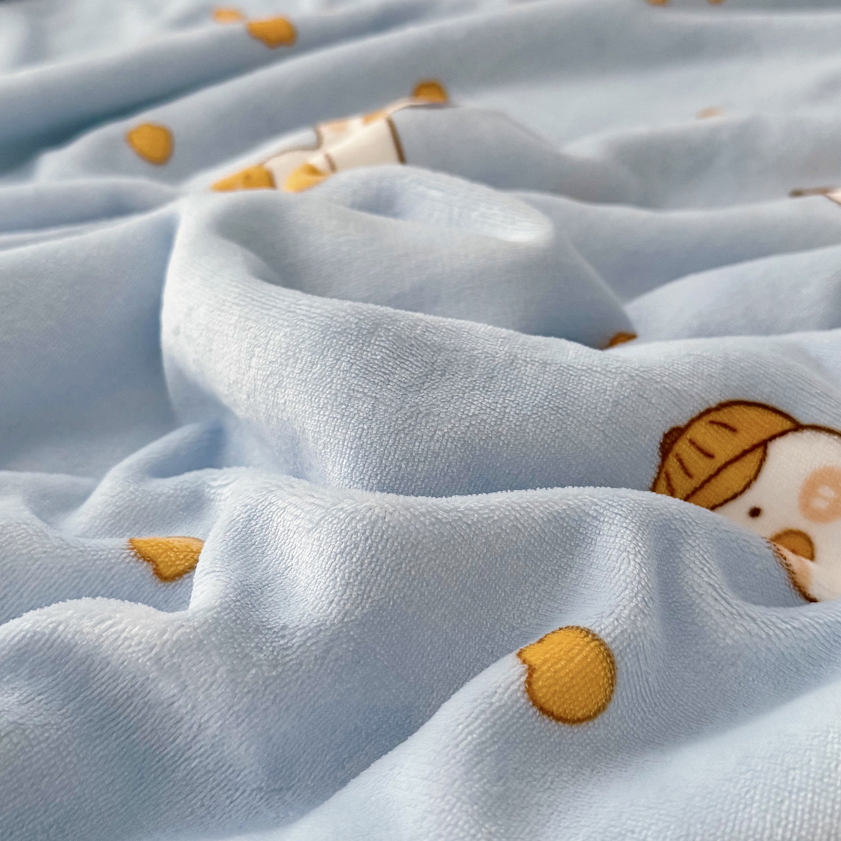 91家纺网 家纺一手货源 找家纺 大元 2025新款ins加厚小清新牛奶绒羊羔绒毛毯午睡毯沙发盖毯 蓝鸭子