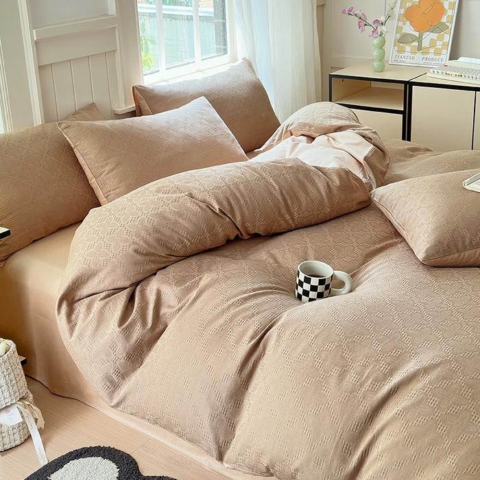 91家纺网 家纺一手货源 找家纺 菡宝 2025新款全棉纯棉色织小提花四件套支持定制定做尺寸 四叶草卡其