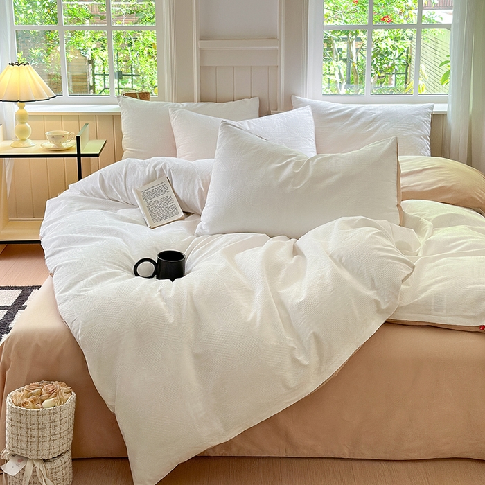 91家纺网 家纺一手货源 找家纺 菡宝 2025新款全棉纯棉色织小提花四件套支持定制定做尺寸 千鸟格白