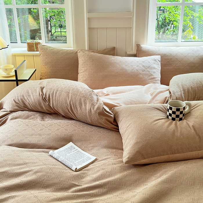 91家纺网 家纺一手货源 找家纺 菡宝 2025新款全棉纯棉色织小提花四件套支持定制定做尺寸 四叶草卡其