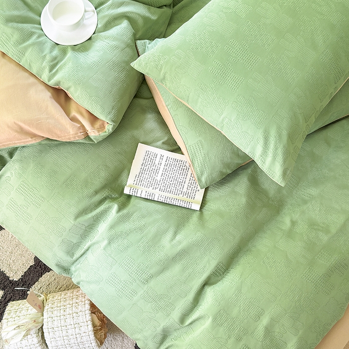 91家纺网 家纺一手货源 找家纺 菡宝 2025新款全棉纯棉色织小提花四件套支持定制定做尺寸 暴力熊绿