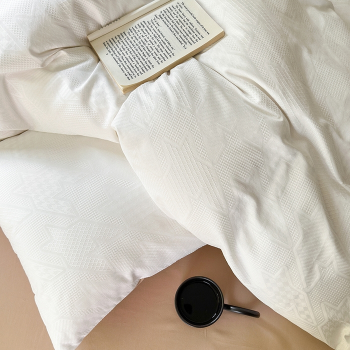 91家纺网 家纺一手货源 找家纺 菡宝 2025新款全棉纯棉色织小提花四件套支持定制定做尺寸 千鸟格白