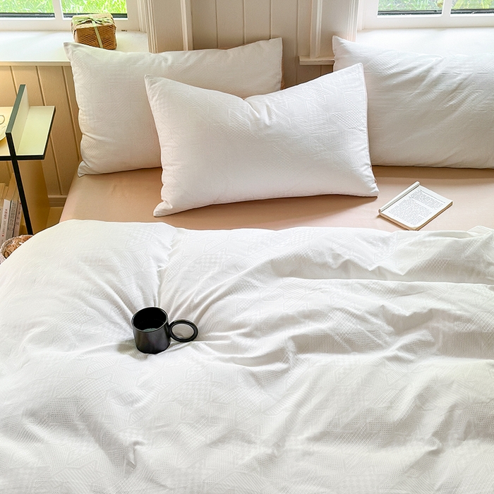 91家纺网 家纺一手货源 找家纺 菡宝 2025新款全棉纯棉色织小提花四件套支持定制定做尺寸 千鸟格白