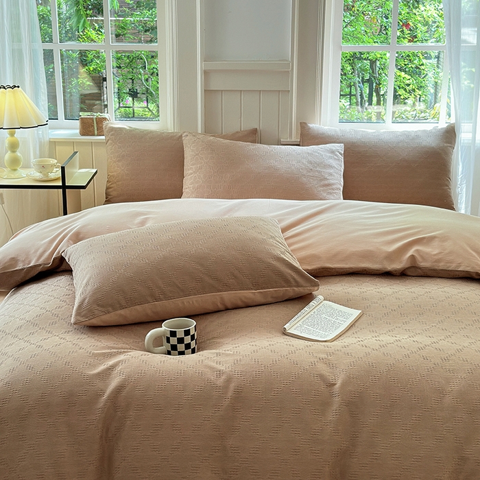 91家纺网 家纺一手货源 找家纺 菡宝 2025新款全棉纯棉色织小提花四件套支持定制定做尺寸 四叶草卡其