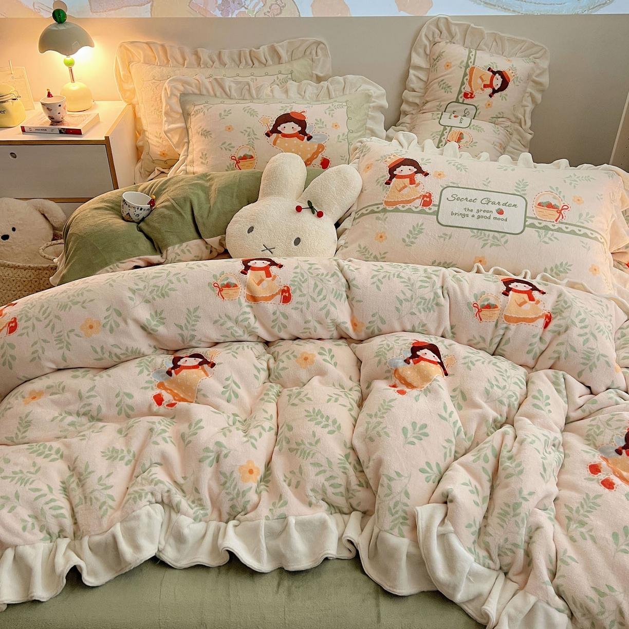 91家纺网 家纺一手货源 找家纺 （总）沐慕 2025新款高克重花边款牛奶绒四件套