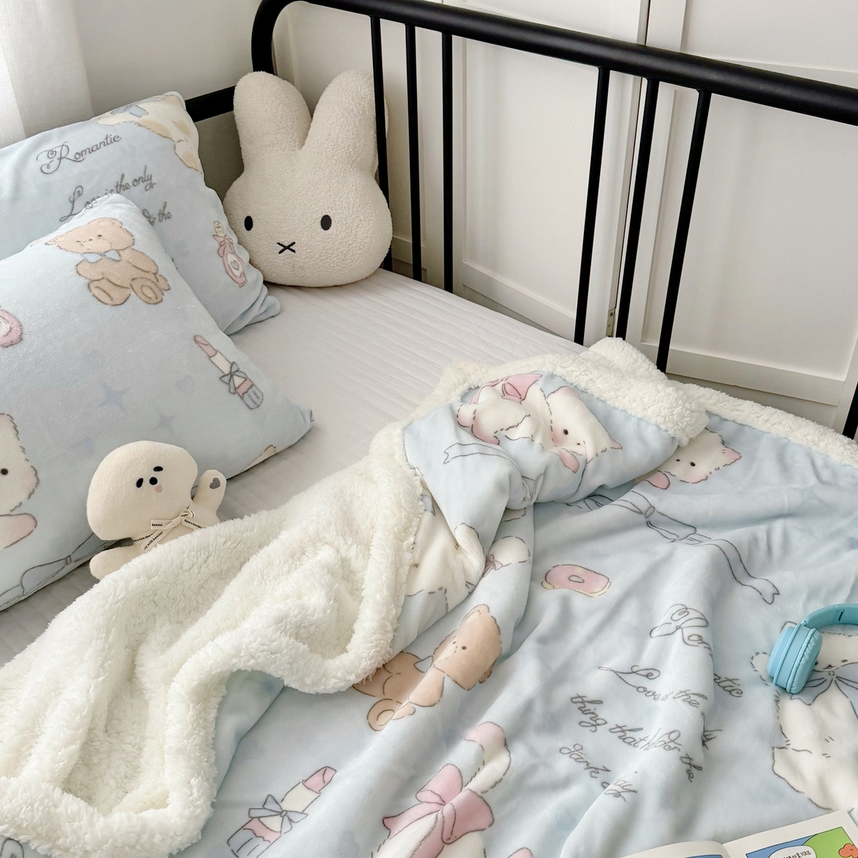 91家纺网 家纺一手货源 找家纺 大元 2025新款ins加厚小清新牛奶绒羊羔绒毛毯午睡毯沙发盖毯 礼物猫