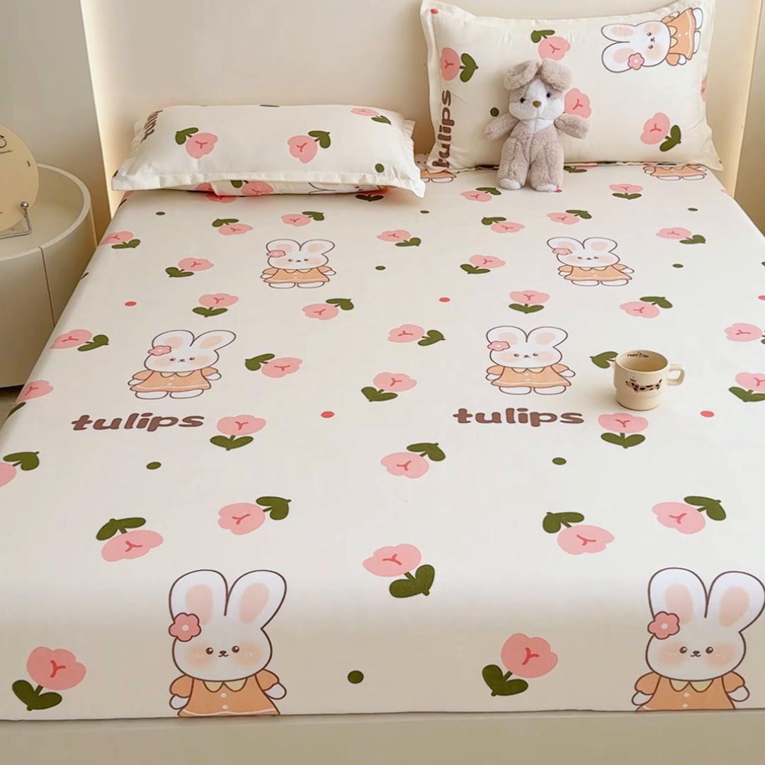 91家纺网 家纺一手货源 找家纺 梦舒阳 2025新款磨毛植物羊绒单床笠三件套单品床笠 粉玉金兔