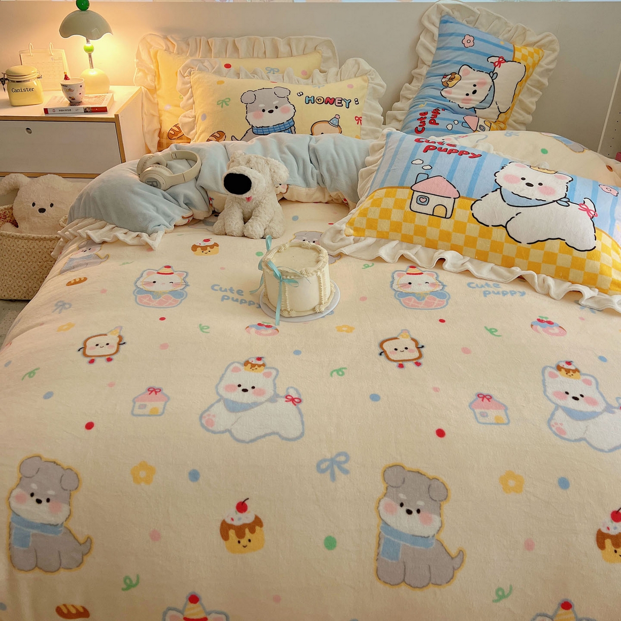 91家纺网 家纺一手货源 找家纺 沐慕 2025新款高克重花边款牛奶绒四件套 花边-哈宁小狗