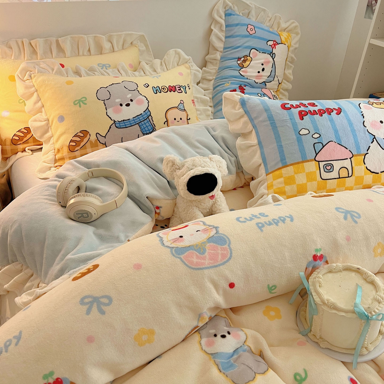 91家纺网 家纺一手货源 找家纺 沐慕 2025新款高克重花边款牛奶绒四件套 花边-哈宁小狗